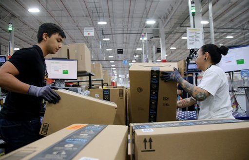 Sector de medios en vilo por posibles fusiones de Paramount y Warner Bros.
Discovery