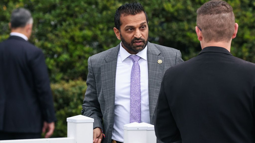 Demissões no FBI Ligadas a Investigações sobre Trump