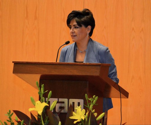 Irene Espinosa, exsubgobernadora de Banxico, se incorpora al consejo de Santander México