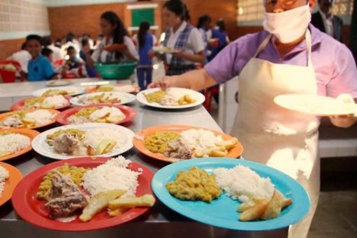 Gobernación de Santander defiende transparencia en el PAE y la Empresa de Licores ante acusaciones