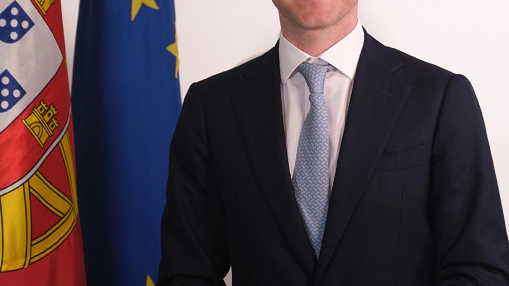 Desembarque de Migrantes no Algarve Expõe Falta de Centros de Acolhimento