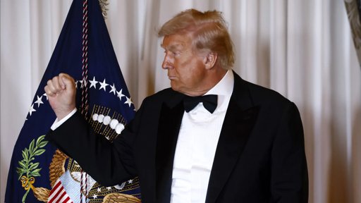 Trump imprime marca pessoal em instituições federais e feriados nacionais