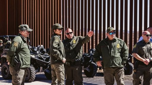 Endurecimiento de Políticas Migratorias y Redadas Masivas de ICE