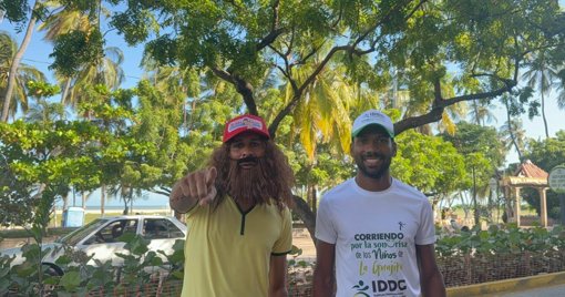 'Forrest Gump Guajiro' correrá 80 kilómetros para llevar juguetes a niños de La Guajira