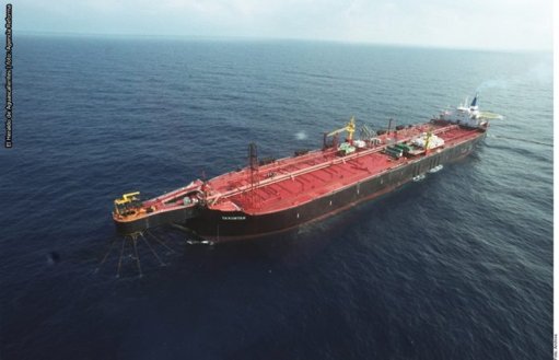 Exportación de petróleo crudo de Pemex se desploma 31.5% en agosto