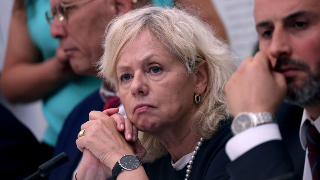 Crise Política em Israel: Governo Tenta Demitir Procuradora-Geral