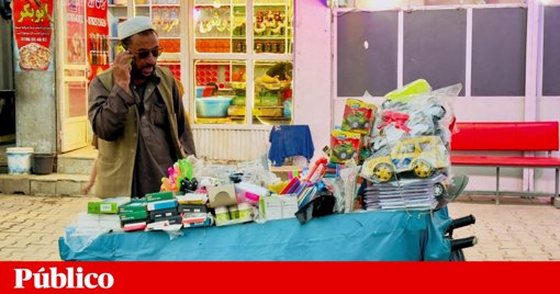 Apagão de telecomunicações no Afeganistão gera medo e isolamento