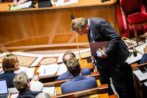 Politique française : Le budget de la Sécu de retour à l'Assemblée dans un climat tendu