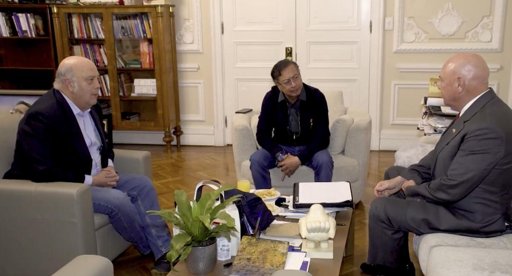 Colombia y EE.

UU.

Inician Diálogo para Superar Crisis Diplomática