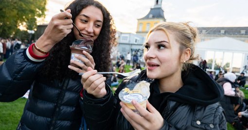 "Pudding mit Gabel" : la tendance TikTok qui réinvente le lien social