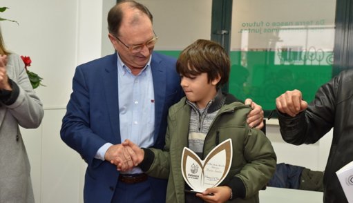 Jovem Agricultor de Valença Inspira Futuro do Setor Agrícola Local