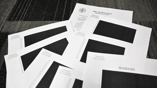 Administración Trump Publica Archivos de Epstein con Amplias Censuras, Alimentando Teorías de Encubrimiento