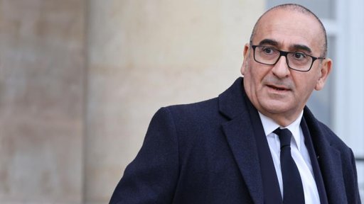 Immigration : le ministre de l'Intérieur Laurent Nuñez chiffre à 700 000 le nombre de clandestins