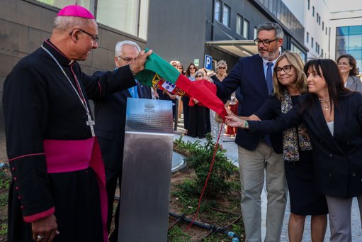 Ministra da Saúde Garante que Maternidade de Vila Franca de Xira Não Vai Encerrar