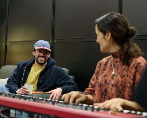 Bad Bunny consolida su dominio en México con una residencia histórica y colaboraciones inesperadas