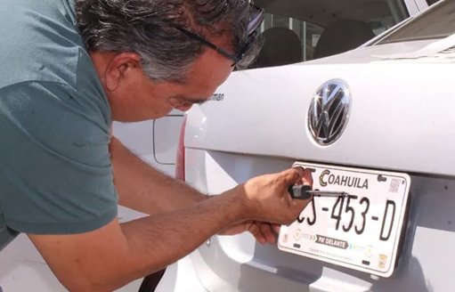 Proponen permiso turístico gratuito para vehículos foráneos en Nuevo León