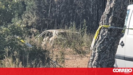 Corpo carbonizado encontrado dentro de carro no Fundão