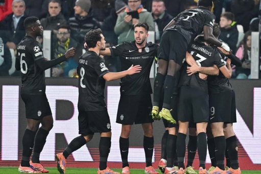 Sporting arranca empate valioso em Turim com exibição heroica de Rui Silva