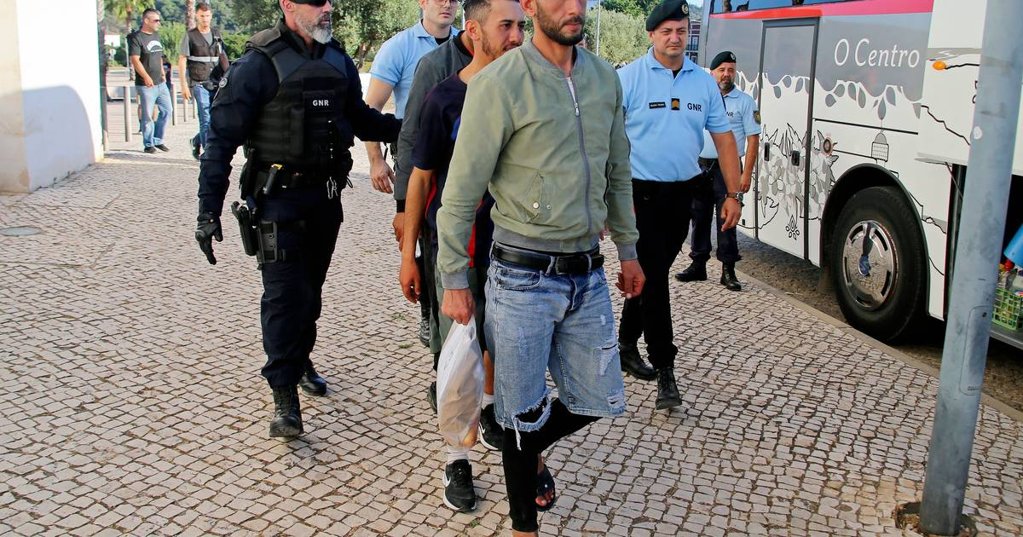 Desembarque de 38 migrantes em estado debilitado no Algarve aciona vasta operação de resgate