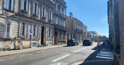 Une mystérieuse odeur de fioul indispose les riverains d'une rue de Bordeaux