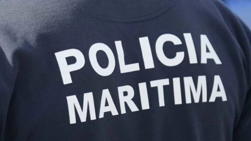 Incêndio misterioso destrói e afunda embarcação de 30 metros na Marina de Cascais