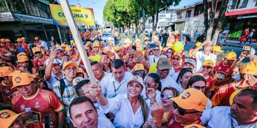 Gobernadora del Tolima denuncia amenazas de muerte y refuerza su seguridad