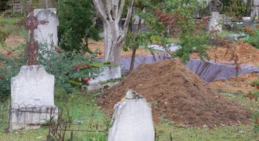 Cinéma et patrimoine : Polémique autour du tournage des "Misérables" dans un cimetière des Yvelines
