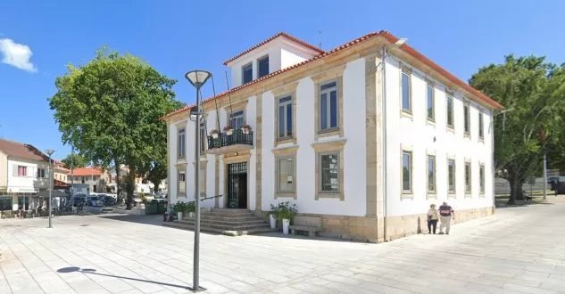 Acidente fatal em Vila Nova de Paiva leva a cancelamento de festas e luto municipal