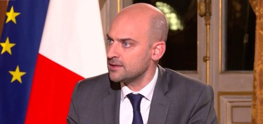 Le rôle multiple des acteurs internationaux dans la crise