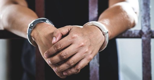 Três Estrangeiros com Mandados Internacionais Detidos no Aeroporto de Lisboa