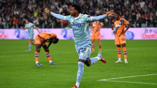 Juan David Cabal sella su regreso triunfal en la Juventus con un gol agónico