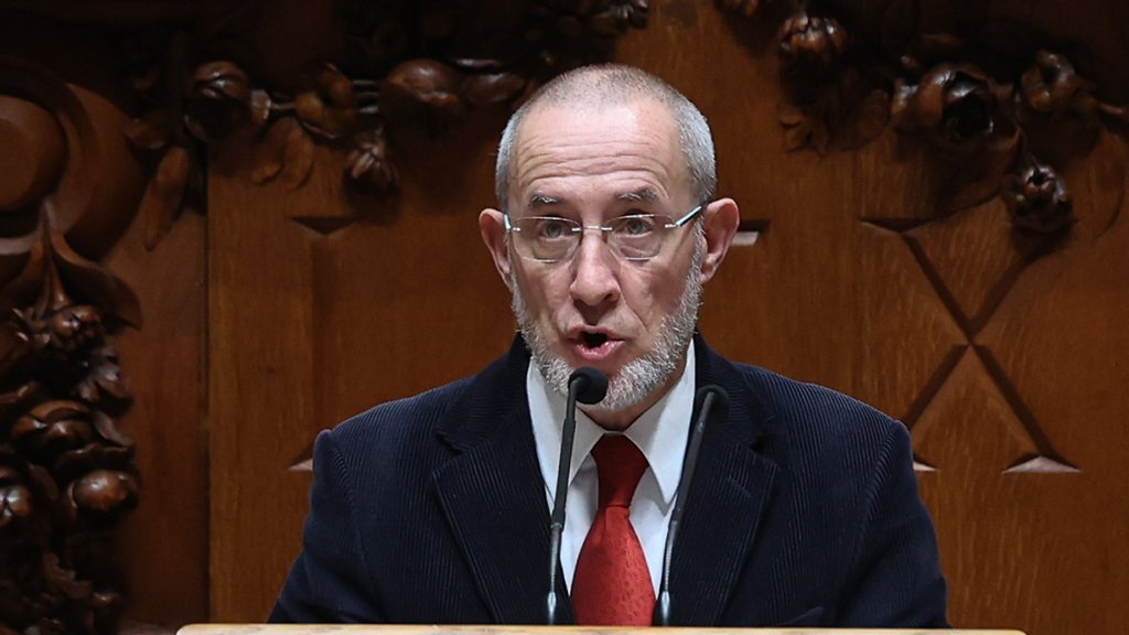 PCP avança com propostas laborais e critica posicionamento do PS na oposição