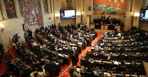 Reforma tributaria propone IVA del 19% a importados y genera alerta en el sector empresarial