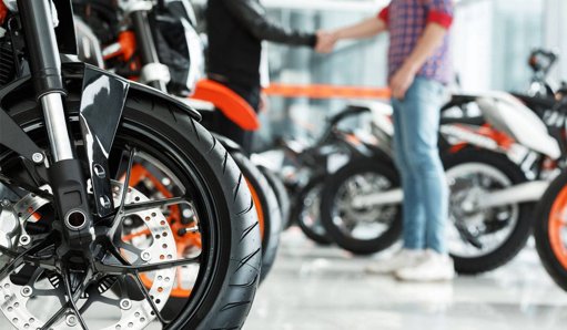 Ventas de Vehículos se Disparan en Septiembre: Motocicletas Crecen 50 % y Carros 45 %