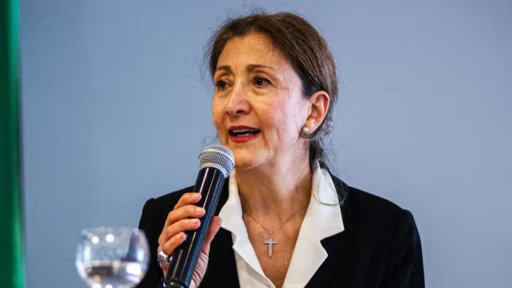 Ingrid Betancourt Regresa a la Arena Electoral con una 'Selección AntiPetro'