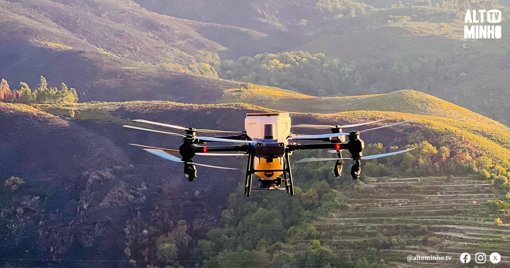 Tecnologia e Colaboração na Recuperação da Serra Amarela com Drones Sementeiros