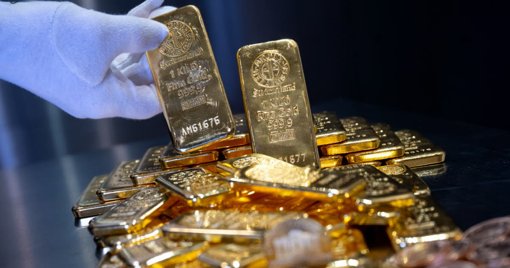 Le cours de l'or atteint de nouveaux sommets, confirmant son statut de valeur refuge