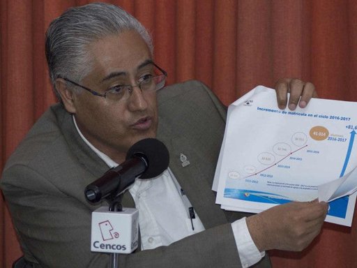 Detienen a exrector de la UAEM por su presunta implicación en la Estafa Maestra