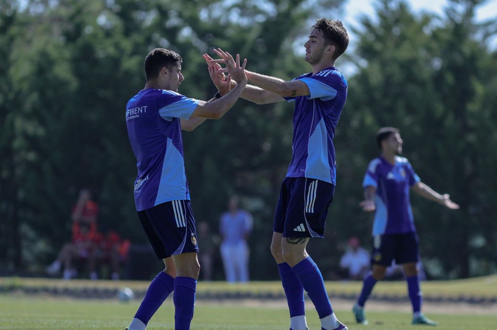 Benfica B testa-se com equipas da I Liga antes da estreia no campeonato