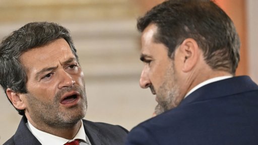 Confronto entre Hugo Soares e Chega sobre 'Porrada' ou 'Morada' Escala Tensão no Parlamento