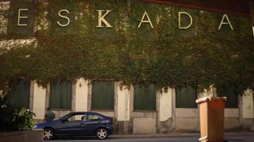 Câmara do Porto reduz horário de estabelecimentos noturnos após queixas de ruído e criminalidade