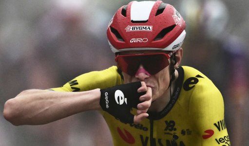 Jonas Vingegaard da un golpe de autoridad y gana la etapa 9 de la Vuelta a España