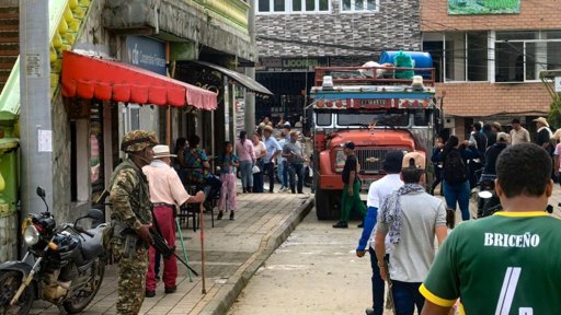 Crisis humanitaria en Briceño, Antioquia, por violencia y desplazamiento