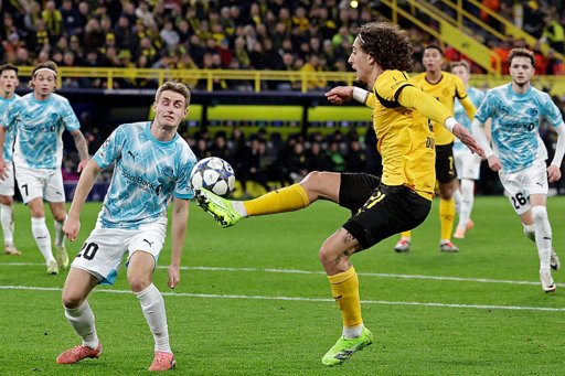 Empate do Dortmund com assistência de Fábio Silva adia qualificação