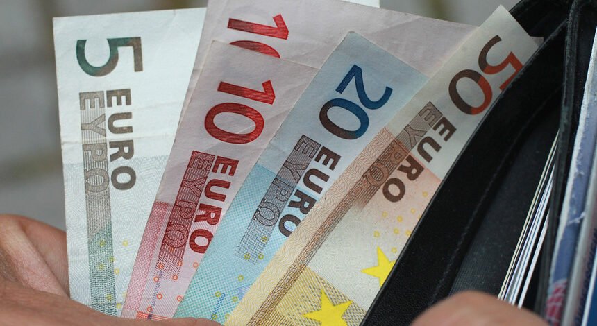 Governo implementa novas tabelas de IRS com alívio fiscal imediato para salários e pensões