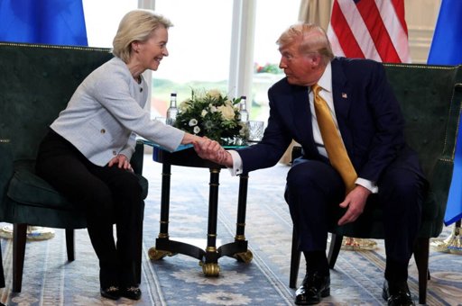 Política Agressiva de Tarifas Enfrenta Desafios Legais e Repercussões Globais