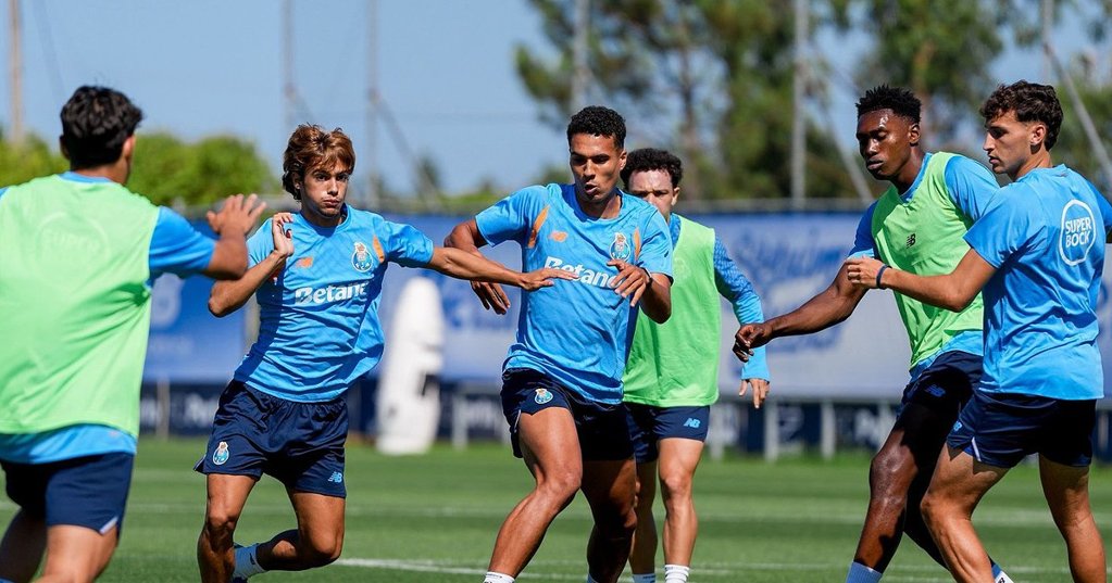 Recuperação de Deniz Gül no FC Porto avança com treino condicionado