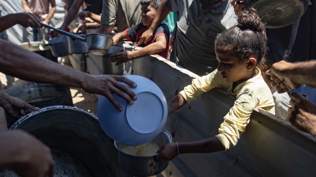 Fome em Gaza Atinge Níveis Críticos com Mais de 100 Crianças Mortas por Desnutrição