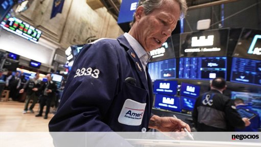 Mercados Globais Animados pela Perspetiva de Corte de Juros da Fed