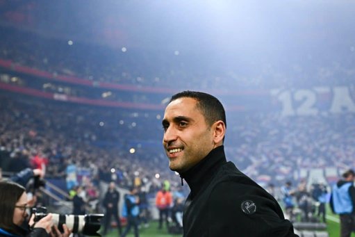 Crise au FC Nantes : Ahmed Kantari remplace Luis Castro au poste d'entraîneur